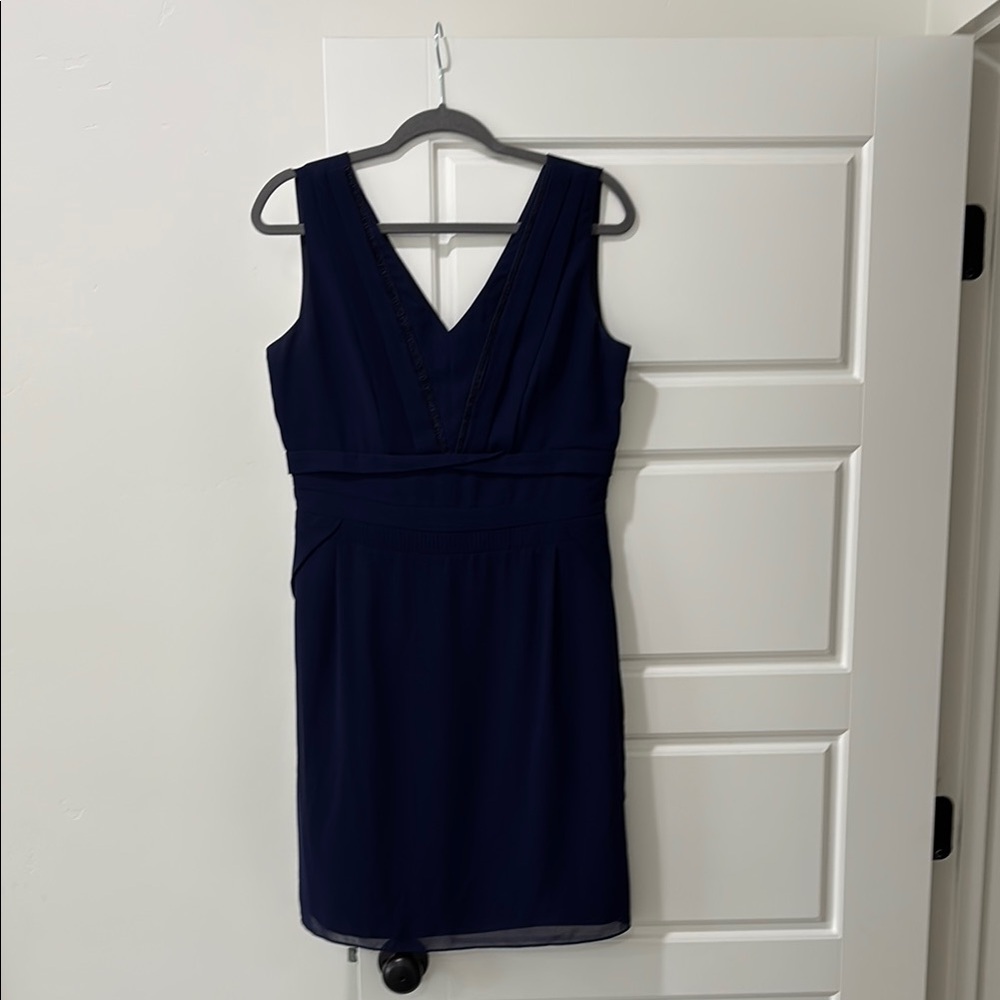Elegant Navy Blue Sleeveless Dress